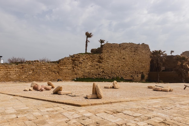 カイザリアの建物の廃墟。イスラエル