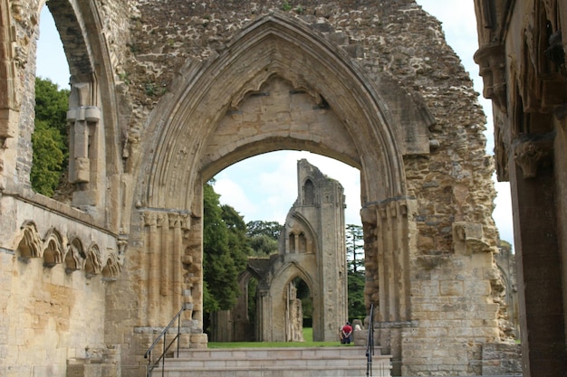 Foto ruine dell'abbazia di glastonbury