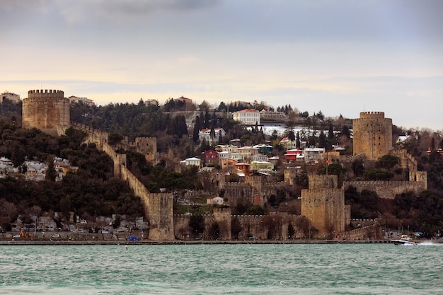 Photo rumeli fortress in spring. istanbul