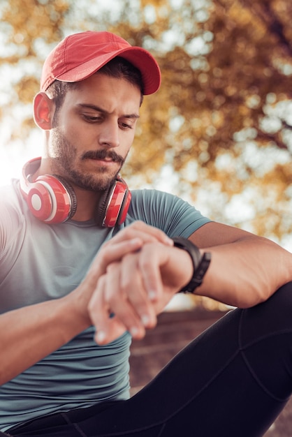 Allenamento del corridore e controllo del cronometro