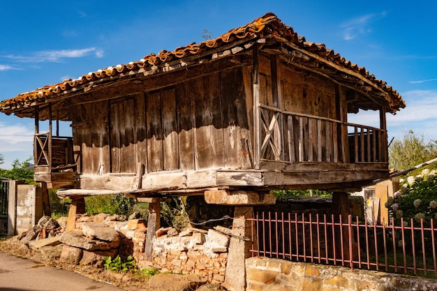 Foto paesaggi rurali dell'interno delle asturie