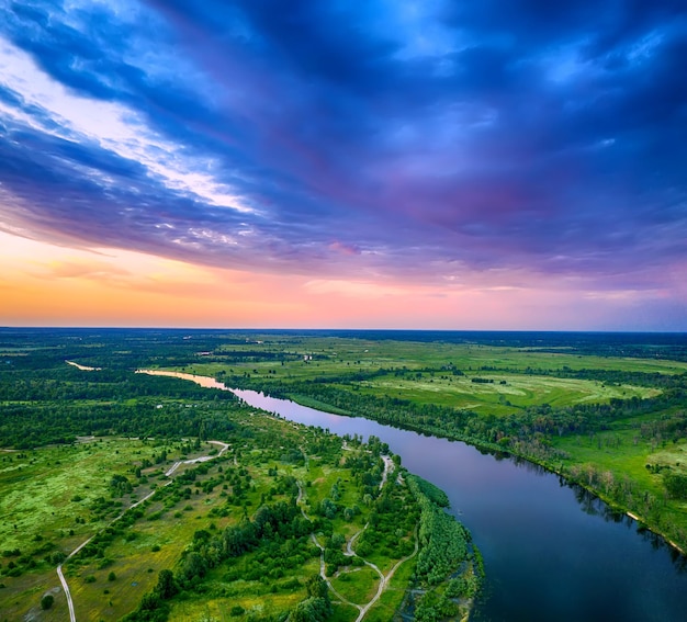 Сельский летний закат