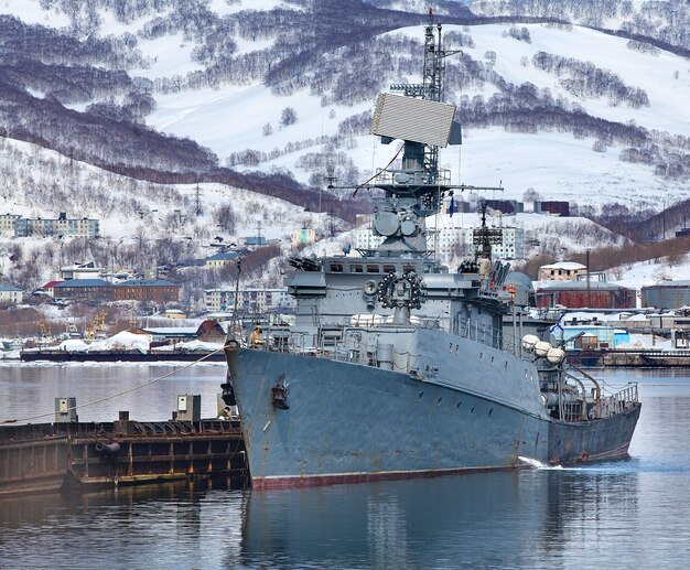 Russisch militair schip op de Stille Oceaan