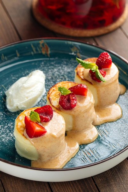 Russische kwark pannenkoeken syrniki dessert