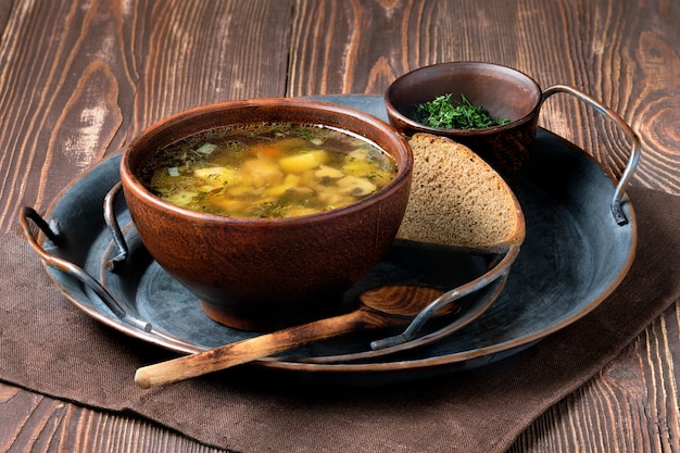 Деревенский обед с супом из шампиньонов