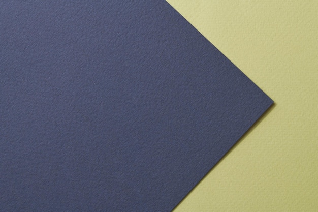 Ruwe kraftpapier achtergrondpapier textuur blauw groene kleuren Mockup met kopieerruimte voor tekst