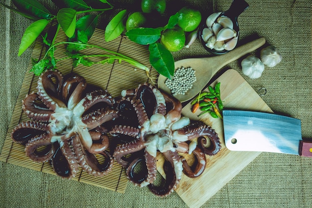 Ruwe octopus klaar voor het koken