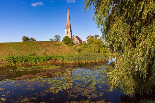 写真 サン・アルバン (英語: st. alban) 日光のある夏の日コペンハーゲン (デンマーク)