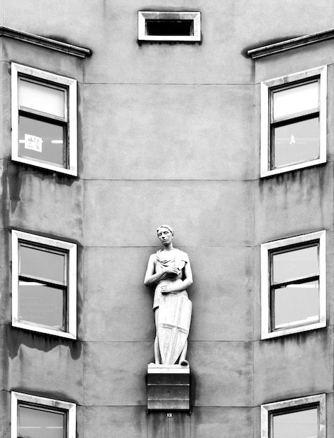 saint george between windows