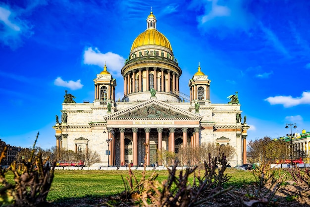 Исаакиевский собор величайшее архитектурное творение Санкт-Петербург Россия