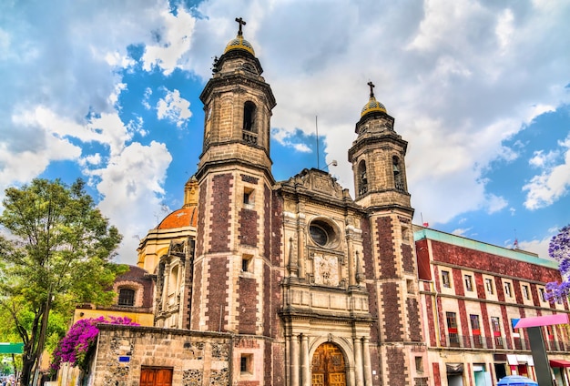 Фото Церковь святого михаила архангела в мехико мексика