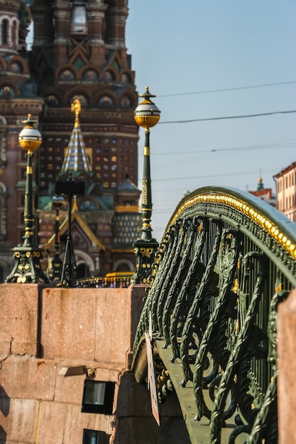 Фото Санкт-петербург россия детали малоконюшенного моста в центре санкт-петербурга