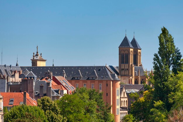 Photo the saintvincent basilica in metz