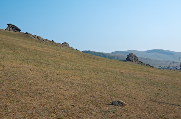 Saksisch kasteel - rotsen bij Suvo-dorpsbarguzin-vallei, Buryatia, Rusland,