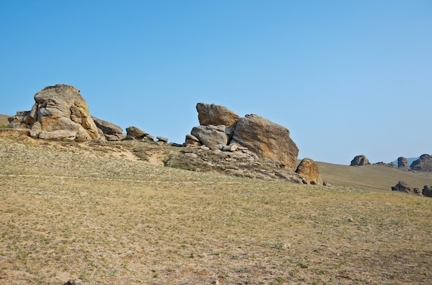 Saksisch kasteel - rotsen bij Suvo-dorpsbarguzin-vallei, Buryatia, Rusland,