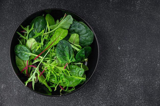 Photo salad mix leaves micro green juicy snack healthy eating cooking meal food on the table copy space