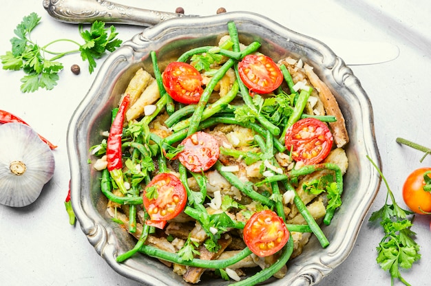 Salad with asparagus beans