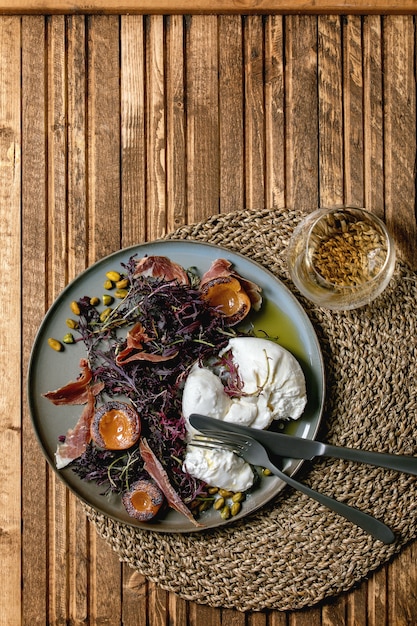 Salad with burrata cheese