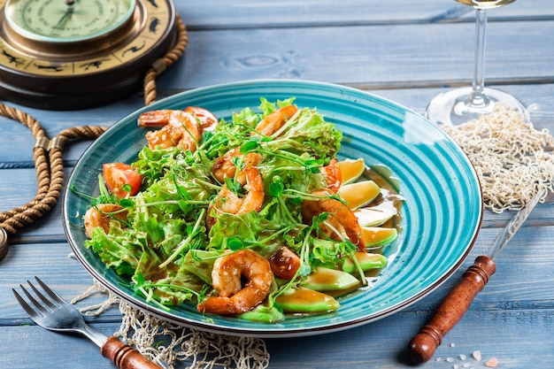 Salad with tiger prawns and avocado-2