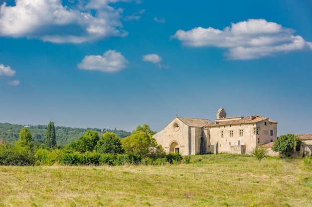 Salagon - toeristische bestemming, Provence, Frankrijk, beroemd om kruiden, geneeskrachtige planten. Traditioneel