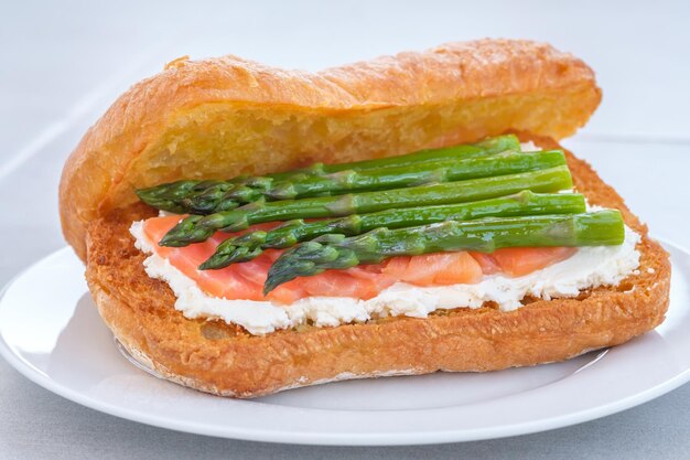 Salmon asparagus sandwich