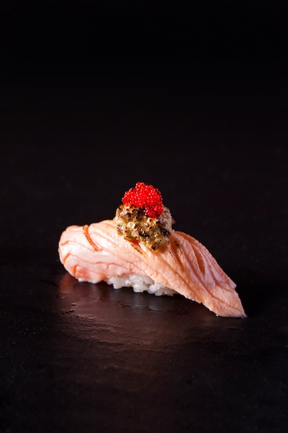 Salmon Foiegras Sushi