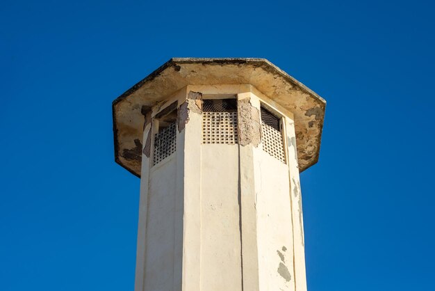 Photo salvador bahia brazil november 01 2021 tower of a catholic church from the last century salvador bahia brazil