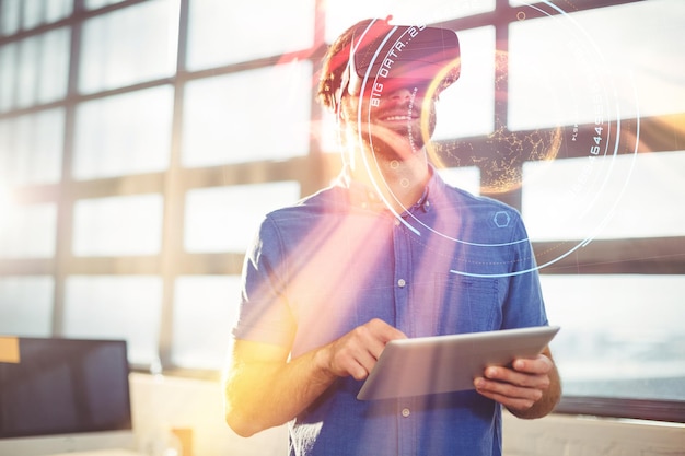 Foto samengesteld beeld van digitaal beeld van planeet met big data-tekst