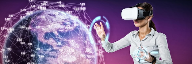 Samengestelde afbeelding van vrouwelijke leidinggevende met behulp van virtual reality-headset