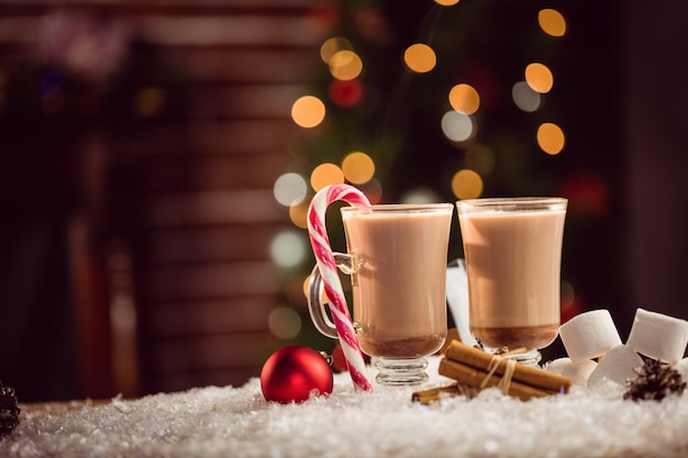 Samengestelde afbeelding van warme chocolademelk