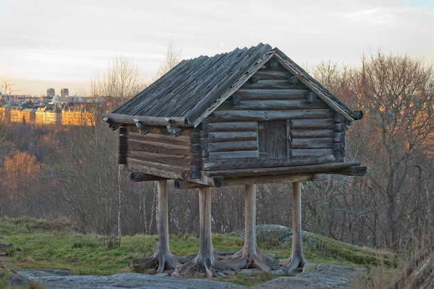 写真 ストックホルムのサーミの木造小屋