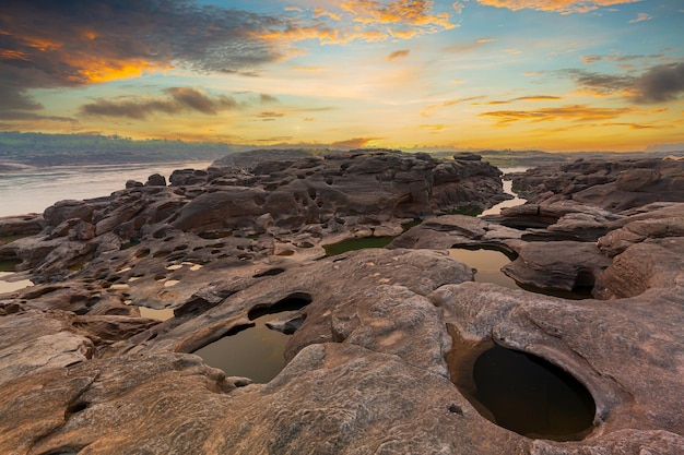 Sampanbok Ubon Ratchathani Grand Canyon in Thailand, 3000 Boke natuur van rock is ongezien in Thailand