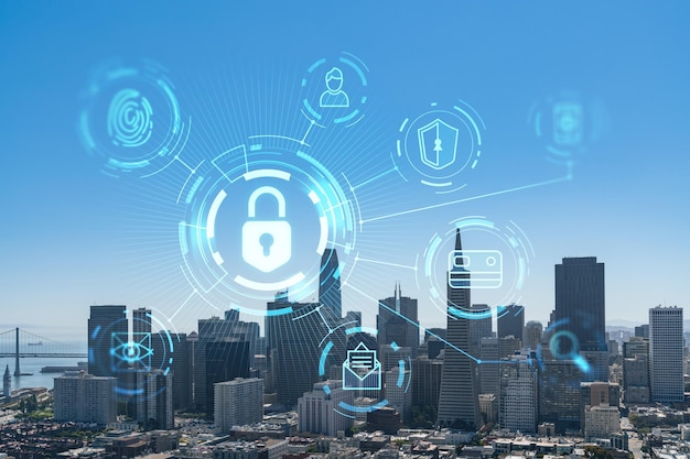 코이트 타워(Coit Tower)에서 금융 지구(Financial District) 및 캘리포니아 미국 주거 지역까지 샌프란시스코 스카이라인은 기밀 정보 자물쇠 홀로그램을 보호하기 위한 사이버 보안 개념입니다.