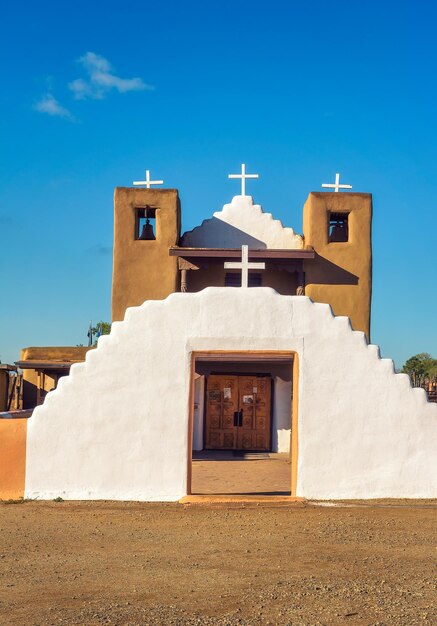 ニューメキシコ州タオスプエブロのサンジェロニモ教会