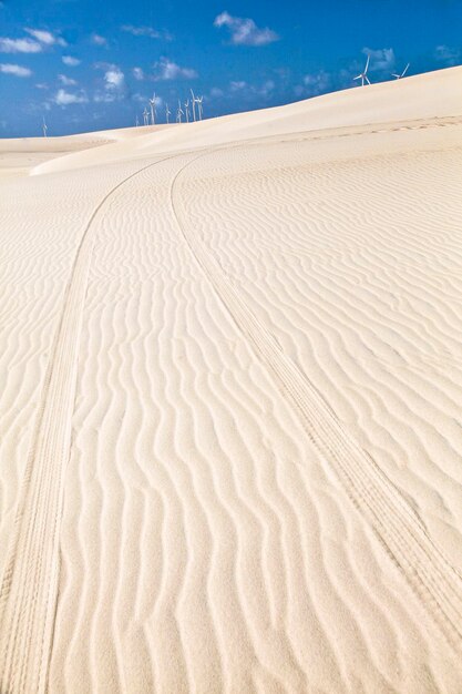 Photo sand dunes in desert against sky