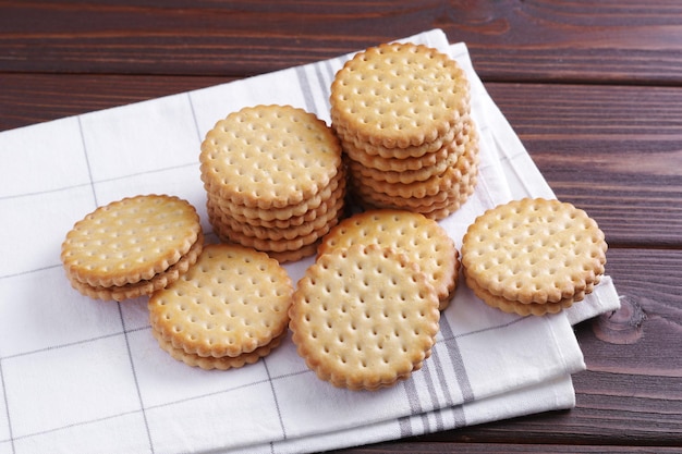 Sandwich cookies with cream