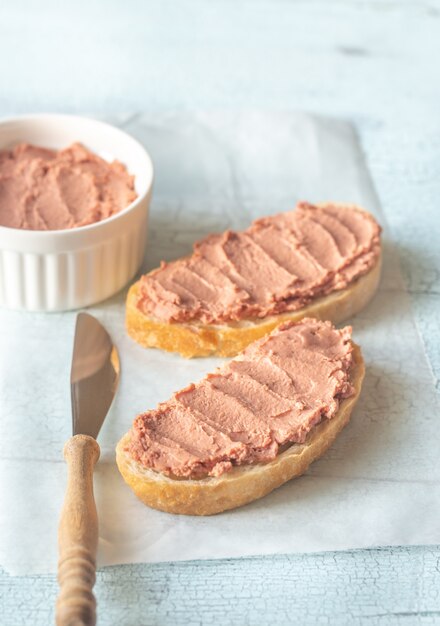 Sandwich with chicken liver pate