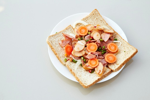 sandwich with pork ham