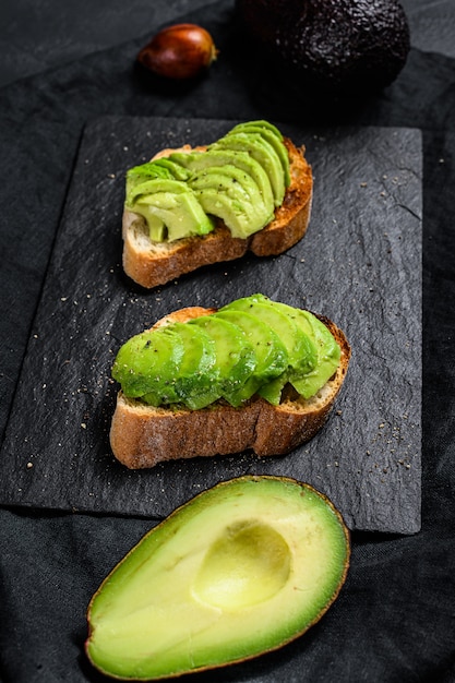 Sandwich with ripe avocado