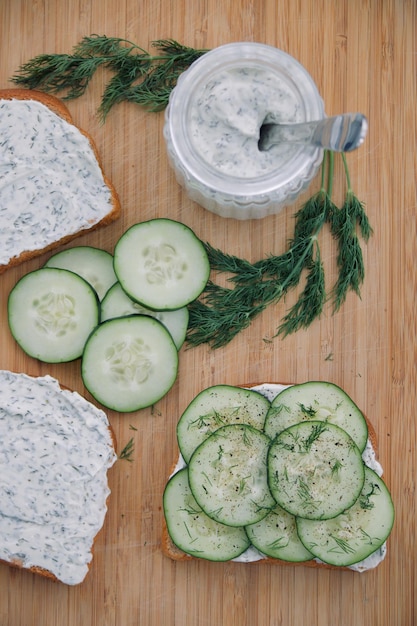 Sandwiches met komkommers