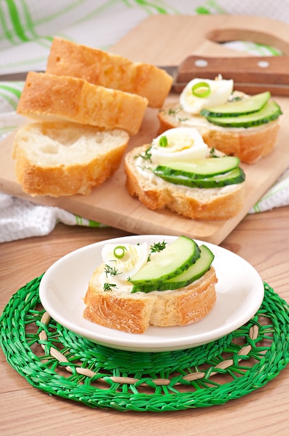 sandwiches with boiled egg and cucumber