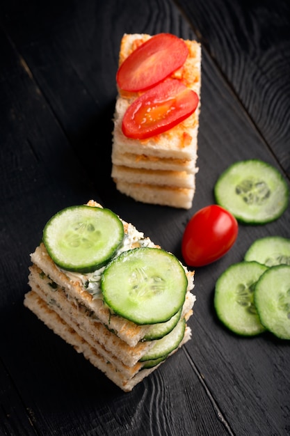 Sandwiches with butter and vegetables