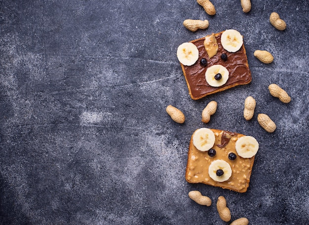 Sandwiches with peanut butter in shape of bear