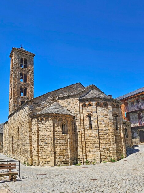 Santa Maria de Tahull behoort tot de architectonische groep van Romaanse kerken van de Vall de Boi