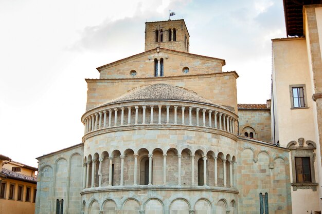 Foto santa maria della pieve ad arezzo