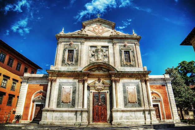 Церковь Санто-Стефано-деи-Кавальери с эффектом тонального отображения hdr