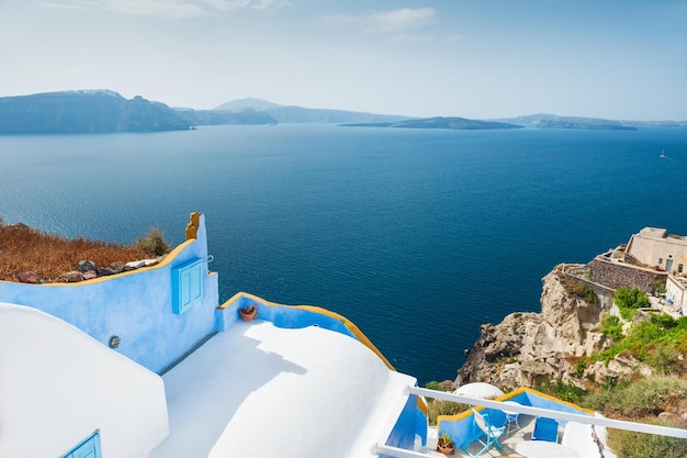 サントリーニ島、ギリシャ。海の見える美しい風景