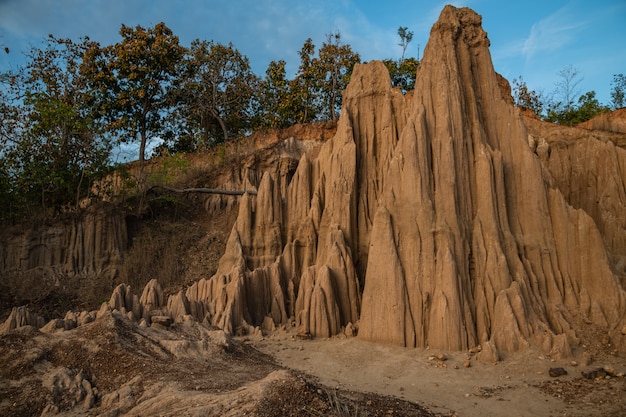 Photo the sao din site displays an intriguing of eroded soil pillars in nan, thailand