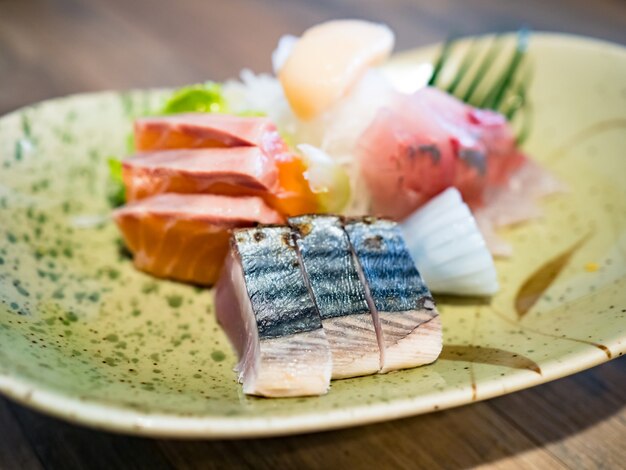 Sashimi japans eten, sashimi-set. zalm, wasabi, vis