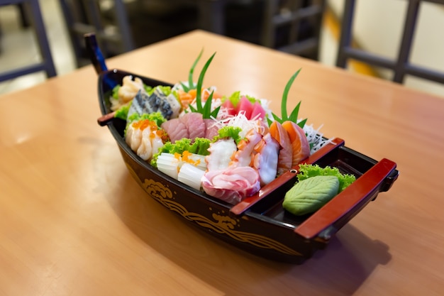 Foto sashimi-set, japans eten, plak sashimi